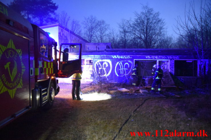 Påsat brand på Gamle Vandrehjem. Mølholm Landevej 80 Vejle. 03/03-2022. KL. 18:14.