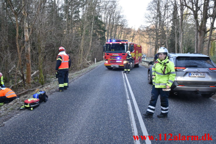 Havnede i grøften. Grejsdalsvej i Grejsdalen. 11/03-2022. Kl. 07:54.