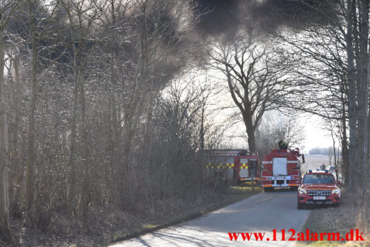 Gårdbrand. Herslev Fælledvej ved Fredericia. 12/03-2022. KL. 13:05.