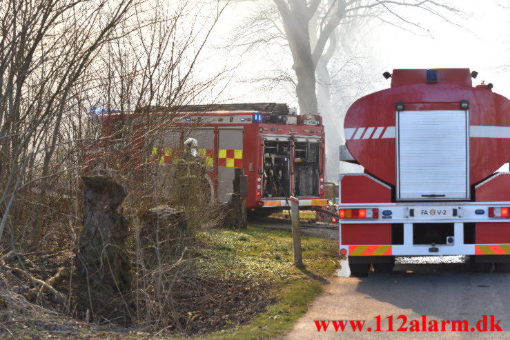 Gårdbrand. Herslev Fælledvej ved Fredericia. 12/03-2022. KL. 13:05.