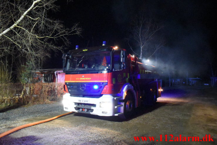 Ild i Kolonihavehus. Borchs Alle i Vejle. 25/03-2022. Kl. 00:07.