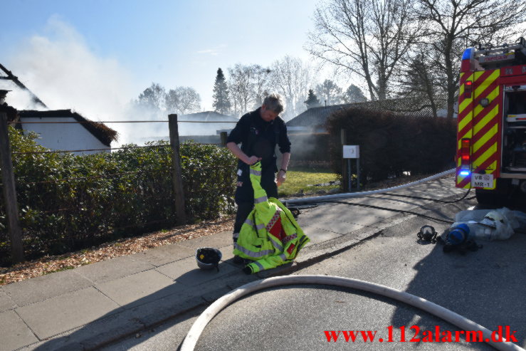 Uforsigtighed med gasbrænder skyld i ville brand. Vindingvej I Vejle. 25/03-2022. KL. 09:39.