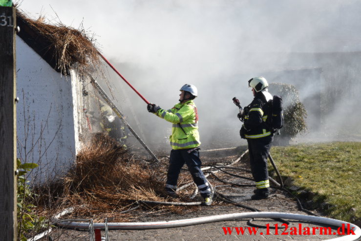 Uforsigtighed med gasbrænder skyld i ville brand. Vindingvej I Vejle. 25/03-2022. KL. 09:39.