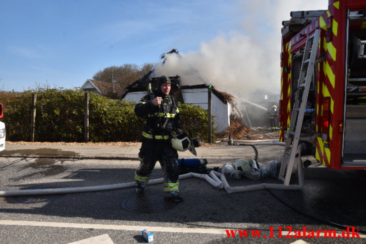 Uforsigtighed med gasbrænder skyld i ville brand. Vindingvej I Vejle. 25/03-2022. KL. 09:39.