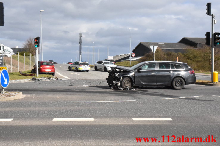 Mindre trafikuheld. Viborg Hovedvej ved Lindved. 05/04-2022. Kl. 16:15.