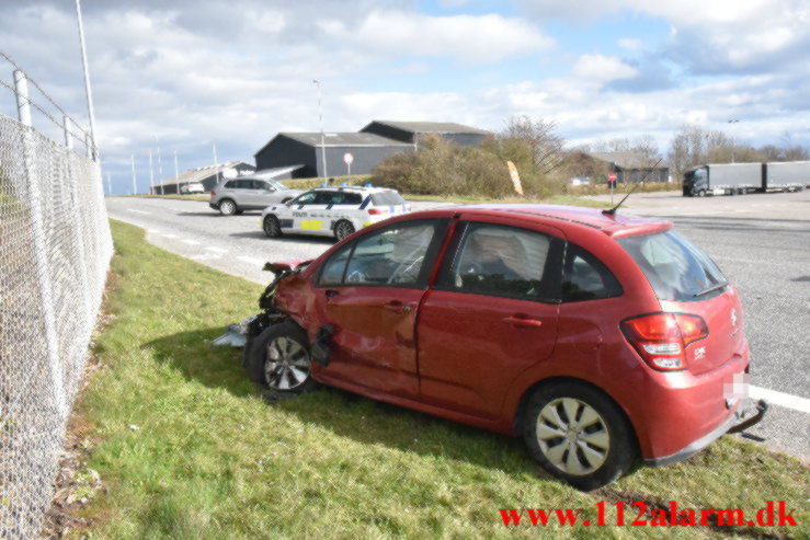 Mindre trafikuheld. Viborg Hovedvej ved Lindved. 05/04-2022. Kl. 16:15.