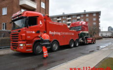 Lastbilen kompressor gik i stykke. Parkvej i Vejle. 06/04-2022. KL. 12:19.