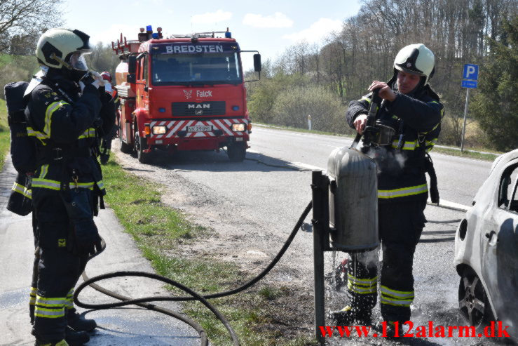 Opel Corsa gik op i flammer. Ribe Landevej ved Nørre Vilstrup. 23/04-2022. KL. 12:42.