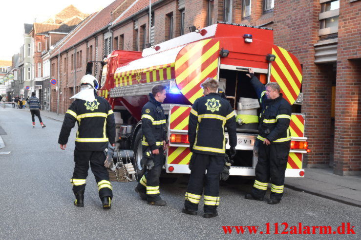 Brand i altanen. Tønnesgade 13 i Vejle. 26/05-2022. KL. 20:24.