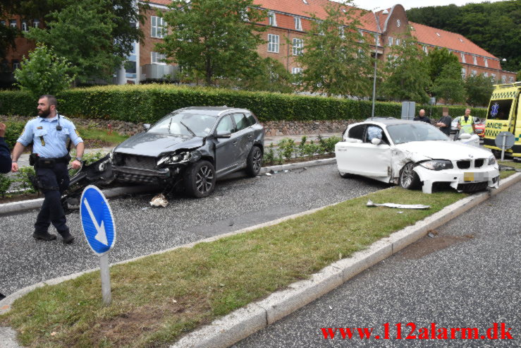 Ung mand mistet herredømmet. Horsensvej i Vejle. 01/07-2022. KL. 18:33.