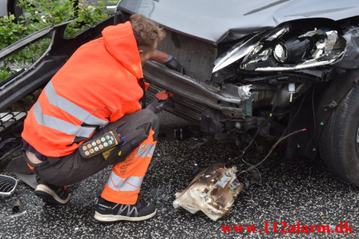 Ung mand mistet herredømmet. Horsensvej i Vejle. 01/07-2022. KL. 18:33.