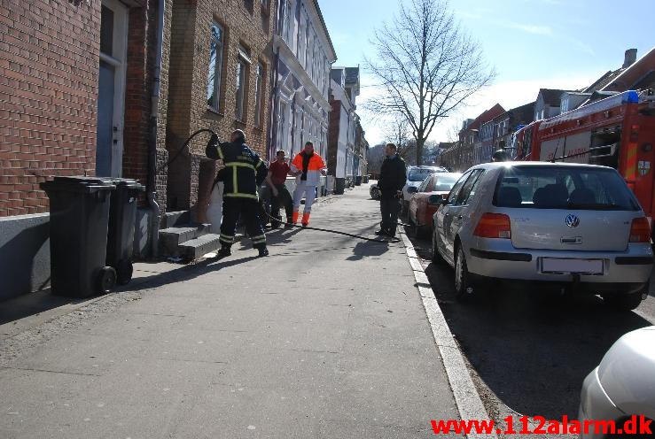 Brand i Køkkenet. Fredericiagade 19 i Vejle. 04/04-2013. Kl. 10:21.