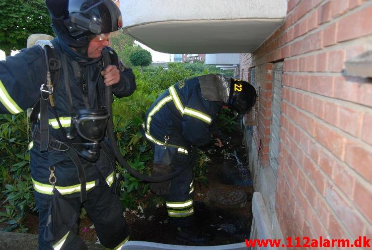 Mindre naturbrand. Valløesgade 20 i Vejle. 05/06-2013. Kl. 20:36.