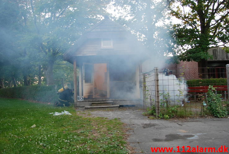 Brand i institution . Tiufkærvej 3 B. Smidstrup skole. 10/07-2013. Kl. 21:25.