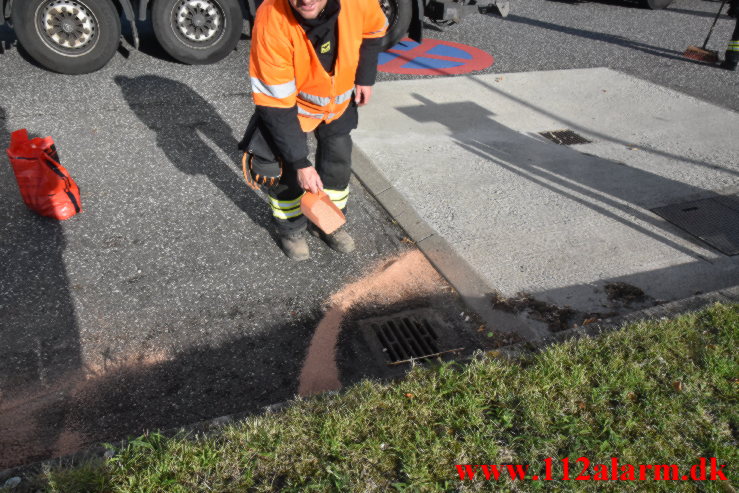 Større Benzin udslip. Dieselvej i Vejle. 15/09-2022. KL. 08:42.