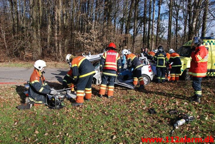 Ældre dame ramte 4 træer. Nørupvej ved Gadbjerg. 27/04-2013. Kl. 07:44.