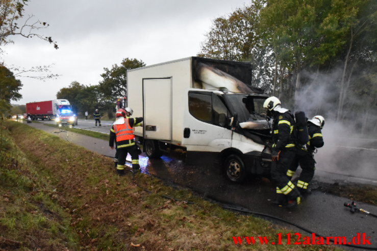 Ild i Varevogn. Fredericiavej Ved Vejle. 18/10-2022. KL. 18:05.