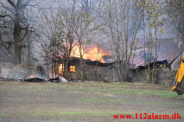 Gårdbrand. Kalhavevej i Rask Mølle. 17/11-2022. Kl. 11:14.