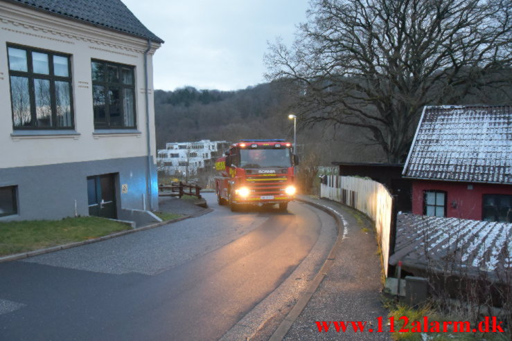 Ild i Villa. Skrædderbakken i Vejle. 18/01-2023. Kl. 16:19.