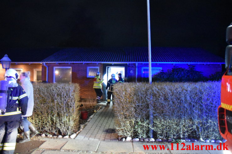 Brand i villa. Engvej i Gadbjerg. 03/03-2023. KL. 21:34.