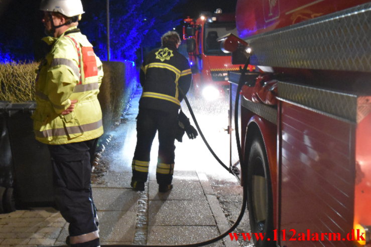 Brand i villa. Engvej i Gadbjerg. 03/03-2023. KL. 21:34.