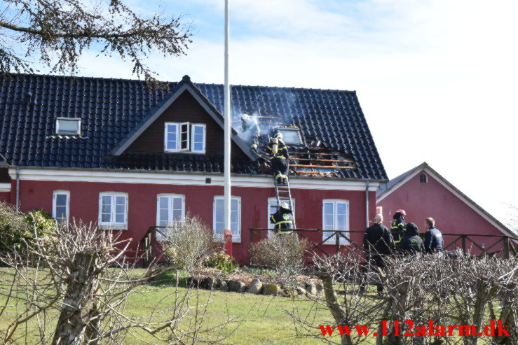 Gård Brand. Gl. Højenvej ved Højen. 14/03-2023. KL. 11:40.