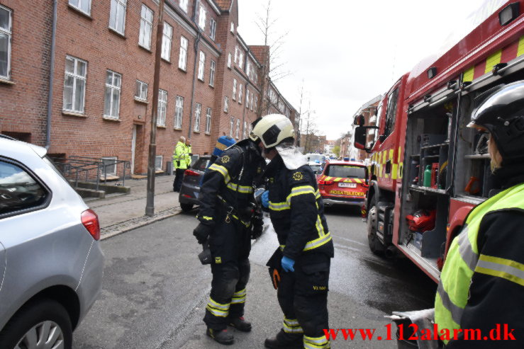 Airfryer satte ild i køkken. Nyboesgade 76 i Vejle. 25/04-2023. KL. 10:28.