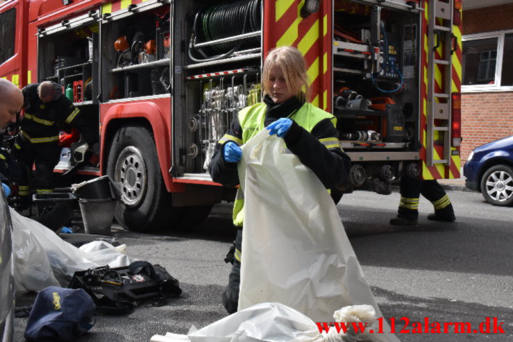 Airfryer satte ild i køkken. Nyboesgade 76 i Vejle. 25/04-2023. KL. 10:28.