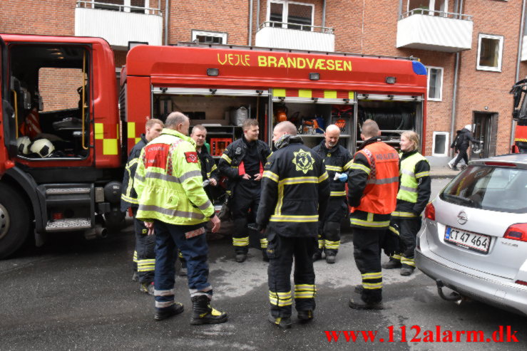 Airfryer satte ild i køkken. Nyboesgade 76 i Vejle. 25/04-2023. KL. 10:28.