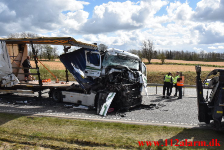 Kørte op bag i en anden lastbil. Vardevej ved Ny Nørup. 27/04-2023. Kl. 14:06.