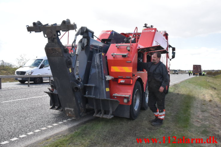 Kørte op bag i en anden lastbil. Vardevej ved Ny Nørup. 27/04-2023. Kl. 14:06.