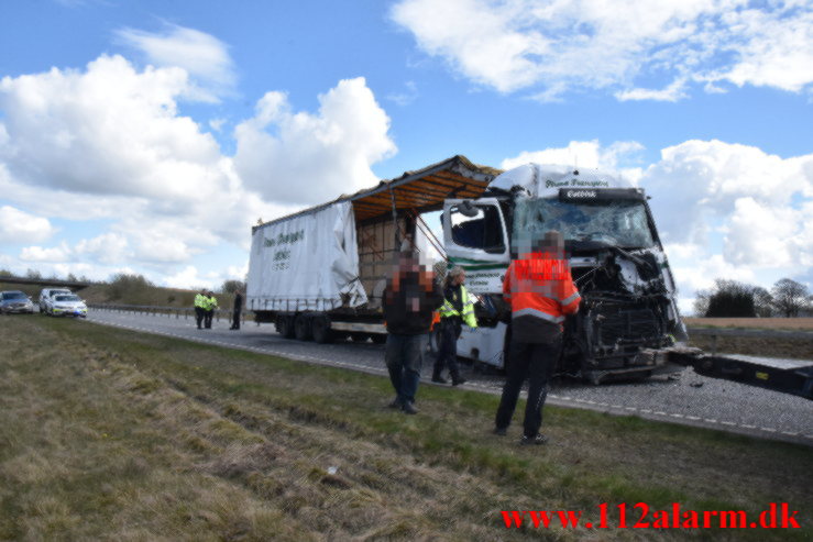 Kørte op bag i en anden lastbil. Vardevej ved Ny Nørup. 27/04-2023. Kl. 14:06.