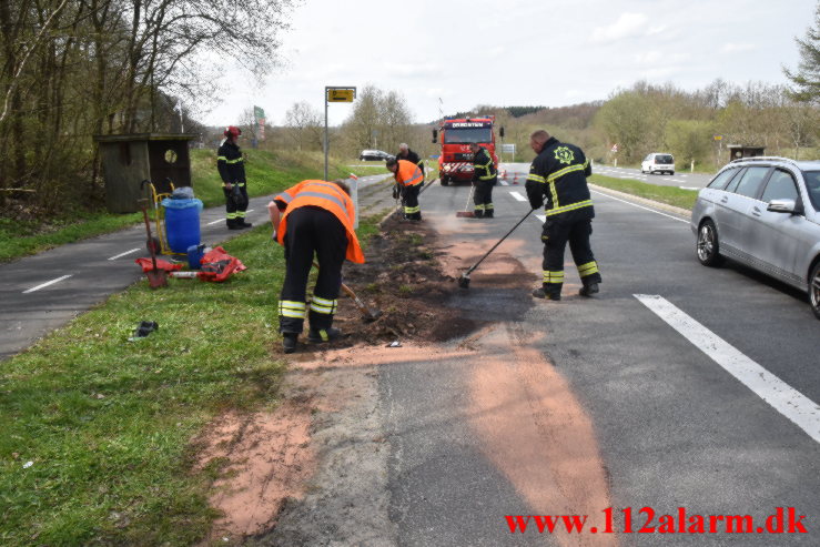 Slog hul i bundkarret. Vingstedvej ved Vingsted. 28/04-2023. Kl. 13:18.