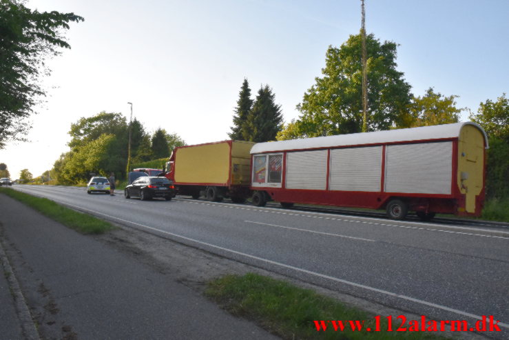 Cirkus i trafikken på Fredericiavej I Vejle. 31/05-2023. KL. 20:15.