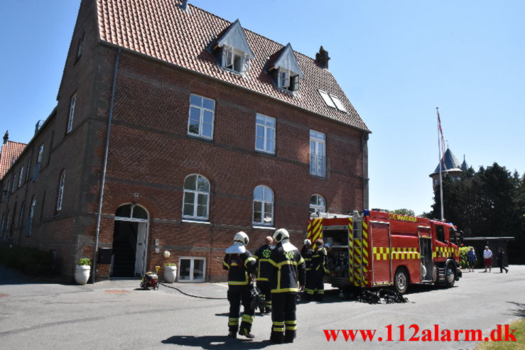 Ild i Soveværelse. Chr. Kellersvej i Børkop. 08/06-2023. Kl. 11:22.