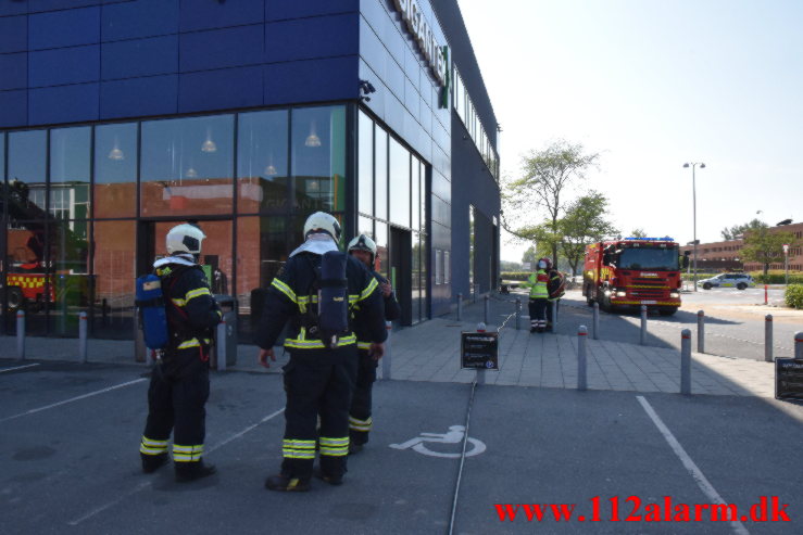 Brand i Elgiganten. Damhaven i Vejle. 11/06-2023. K. 16:01.