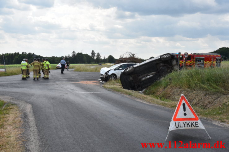 En person måtte klippes ud. Bredvadmøllevej nær Bredvad Mølle. 18/06-2023. Kl. 13:37.