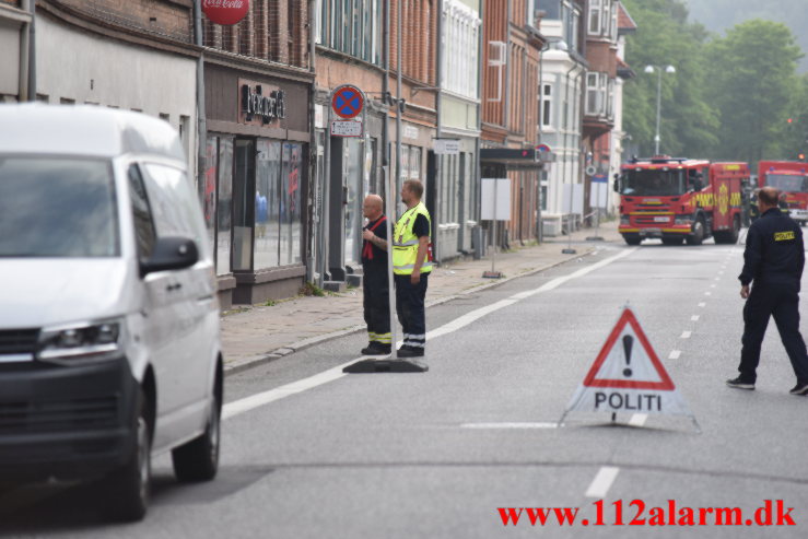 Stukket med en kniv. Vedelsgade 97 i Vejle. 25/06-2023. Kl. 03:30.