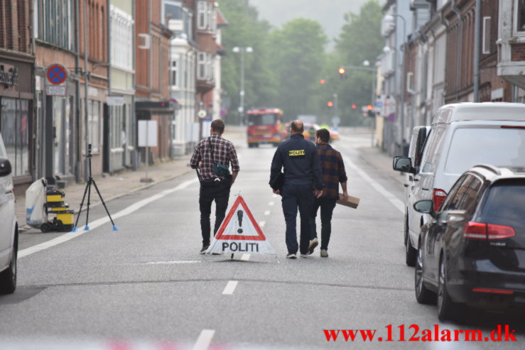 Stukket med en kniv. Vedelsgade 97 i Vejle. 25/06-2023. Kl. 03:30.