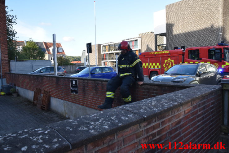 Flammer i soveværelset. Langelinie 18 i Vejle. 3/07-2023. Kl. 20:20.