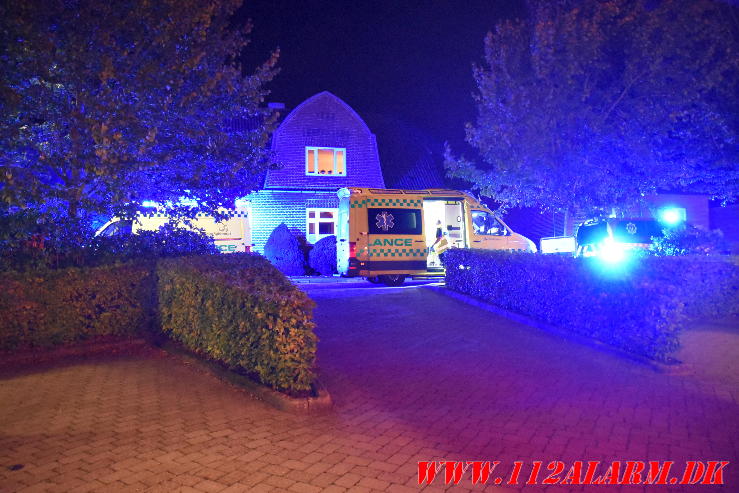 Brand på Bo og Behandlingshjemmet. Bethaniavej i Jelling. 06/10-2023. KL. 21:18.