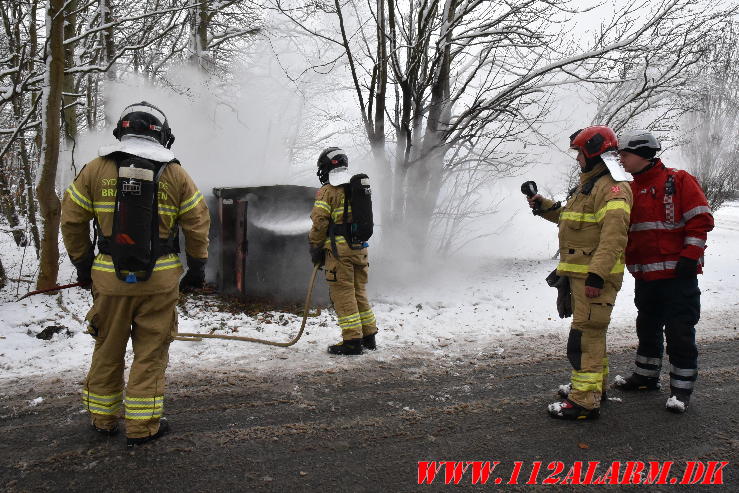 Ild i Transformatorstation. Hedevej 44 i Uldum. 04/12-2023. Kl. 11:44.