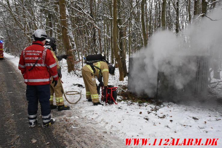 Ild i Transformatorstation. Hedevej 44 i Uldum. 04/12-2023. Kl. 11:44.