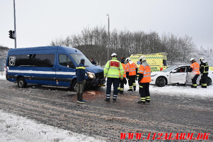 En må havde kørt over for rødt. Horsensvej i Vejle. 04/01-2024.