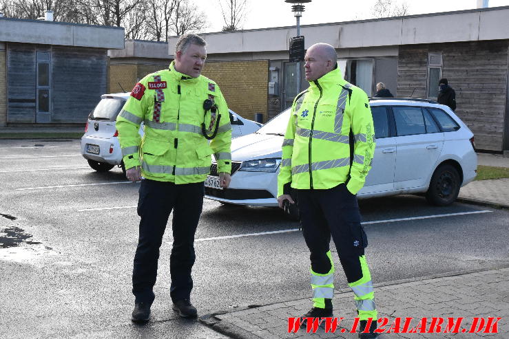 Redningsaktion på søndermarken. Grønnedalen i Vejle. 01/02-2024. Kl. 12:36.