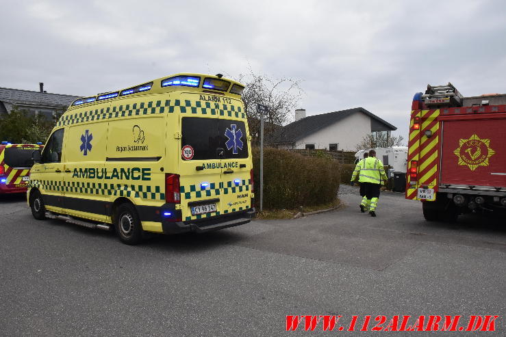 Ild i køleskab. Solvej i Bredballe. 01/03-2024. Kl. 11:08.