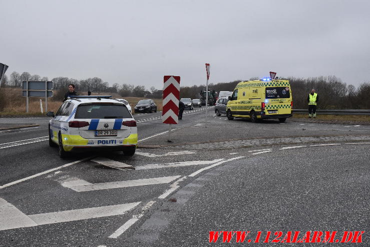 Mindre trafikuheld. Viborg Hovedvej ved Tørring. 12/03-2024. Kl. 13:02.