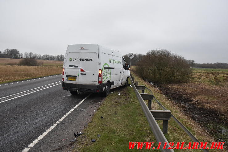 Mindre trafikuheld. Viborg Hovedvej ved Tørring. 12/03-2024. Kl. 13:02.