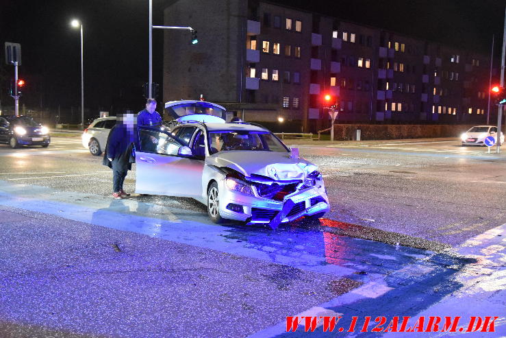 Mindre trafikuheld. Damhaven i Vejle. 29/03-2024. Kl. 20:18.