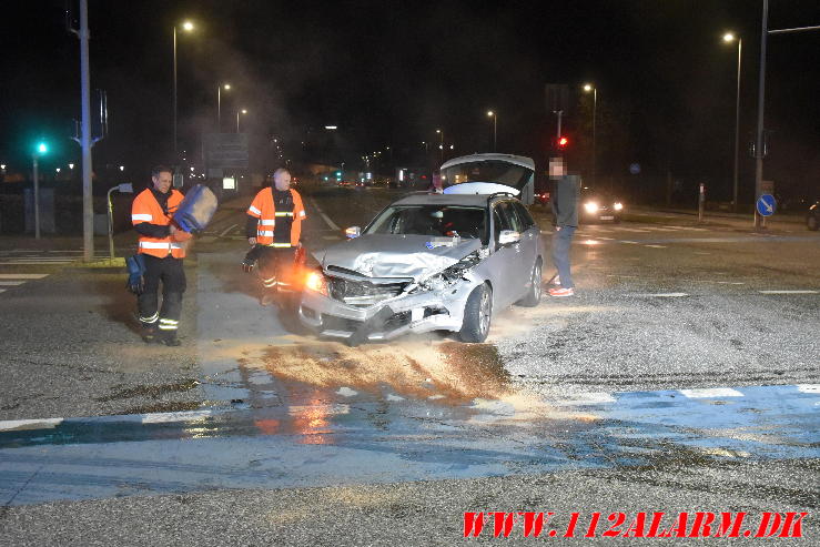 Mindre trafikuheld. Damhaven i Vejle. 29/03-2024. Kl. 20:18.